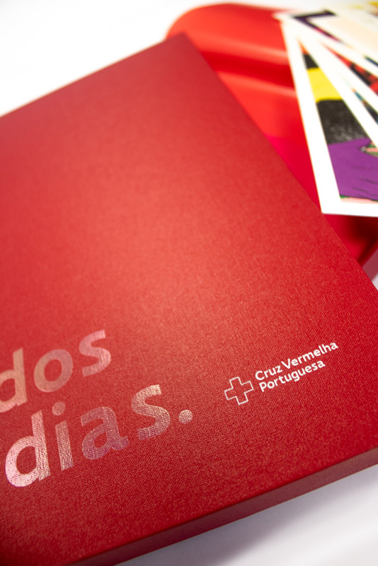 Livro 160 anos da Cruz Vermelha Portuguesa